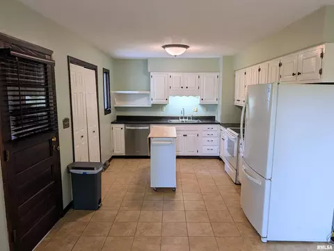 Kitchen - 7860 E 1100th St, Macomb, IL 61455 photo 1 of 1