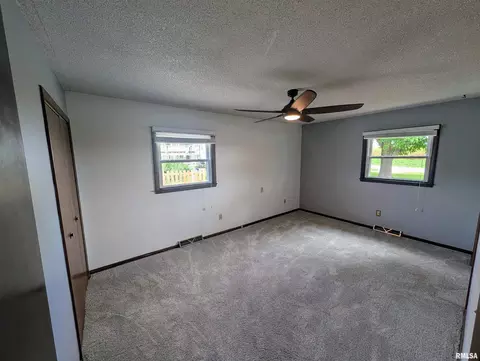 Bedroom - 7860 E 1100th St, Macomb, IL 61455 photo 1 of 6