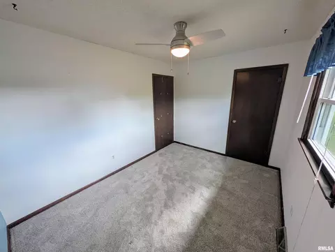 Bedroom - 7860 E 1100th St, Macomb, IL 61455 photo 6 of 6