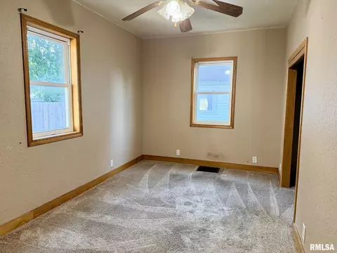 Other - 131 E Jefferson St, Cuba, IL 61427 photo 3 of 6