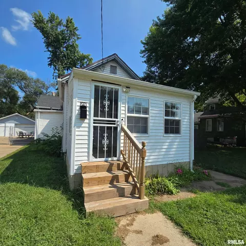 1921 W Wiswall St, Peoria, IL 61605