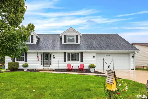 26 Country Ln, East Peoria, IL 61611