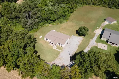 View/Area - 1390 Woolard Rd, Eldorado, IL 62930 photo 1 of 2