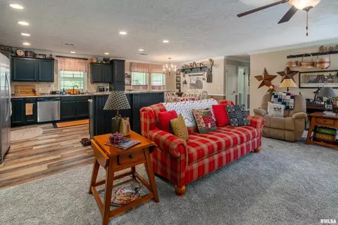 Other - 1390 Woolard Rd, Eldorado, IL 62930 photo 3 of 7