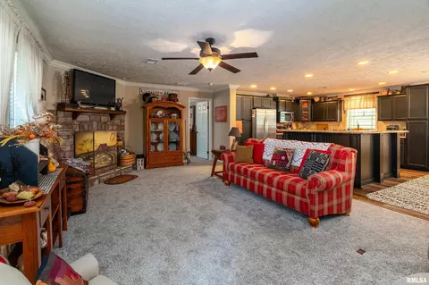 Other - 1390 Woolard Rd, Eldorado, IL 62930 photo 2 of 7