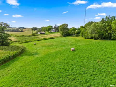 Exterior - 8671 Timber Rd, Kewanee, IL 61443 photo 18 of 25