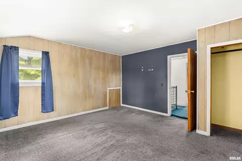 Bedroom - 8671 Timber Rd, Kewanee, IL 61443 photo 9 of 14