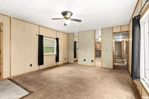 Living - 8671 Timber Rd, Kewanee, IL 61443 photo 6 of 9