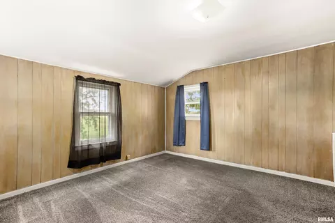 Bedroom - 8671 Timber Rd, Kewanee, IL 61443 photo 8 of 14