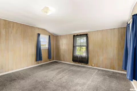 Bedroom - 8671 Timber Rd, Kewanee, IL 61443 photo 7 of 14