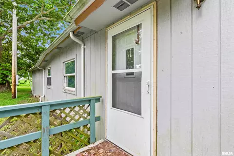 Exterior - 8671 Timber Rd, Kewanee, IL 61443 photo 11 of 25