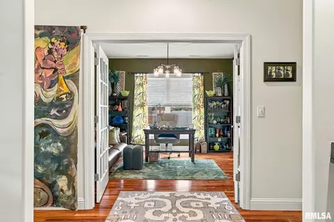 Entry Way - 1509 Chart Hills Dr, Marion, IL 62959 photo 5 of 11