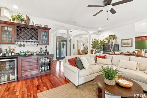 Living - 1509 Chart Hills Dr, Marion, IL 62959 photo 6 of 6