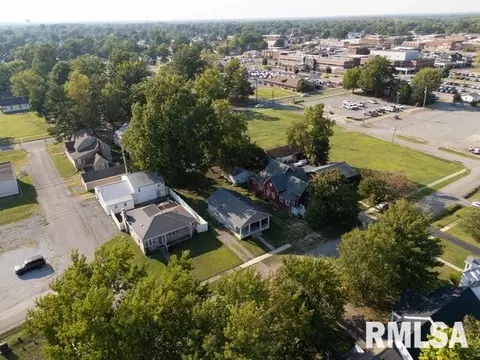 View/Area - 417 S 12th St, Herrin, IL 62948 photo 1 of 2