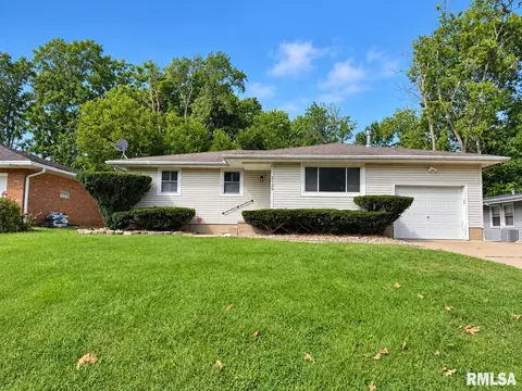 2125 N Ardell Pl, Peoria, IL 61604
