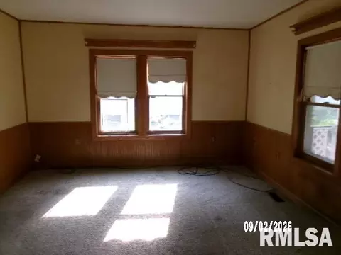 Living - 1213 3rd St, Lacon, IL 61540 photo 3 of 7