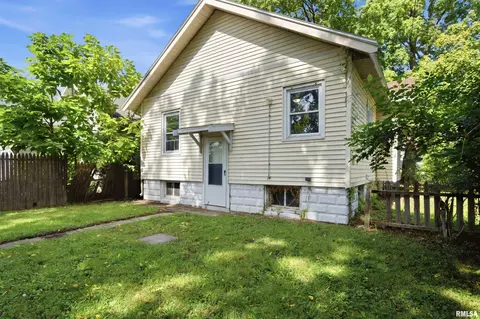 Exterior - 502 E Archer Ave, Peoria, IL 61603 photo 6 of 7