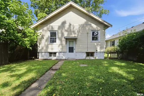 Exterior - 502 E Archer Ave, Peoria, IL 61603 photo 4 of 7