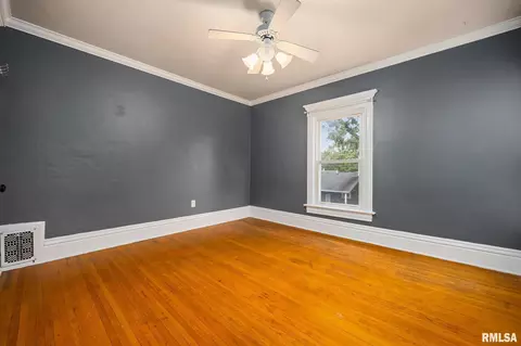 Bedroom - 205 W Burton Ave, Eureka, IL 61530 photo 4 of 12