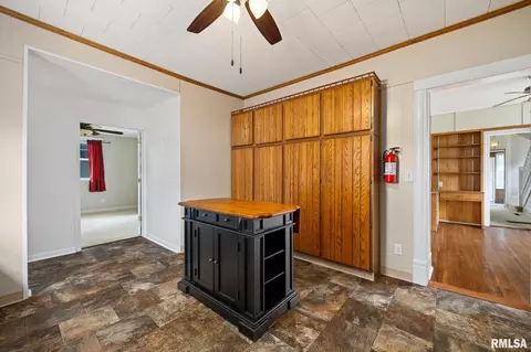 Entry Way - 205 W Burton Ave, Eureka, IL 61530 photo 2 of 2