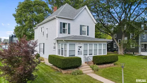 Other - 205 W Burton Ave, Eureka, IL 61530 photo 1 of 14