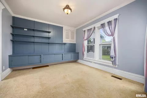 Other - 205 W Burton Ave, Eureka, IL 61530 photo 4 of 14