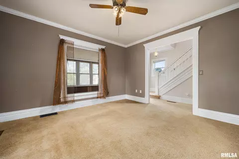 Living - 205 W Burton Ave, Eureka, IL 61530 photo 3 of 4