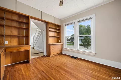 Other - 205 W Burton Ave, Eureka, IL 61530 photo 6 of 14