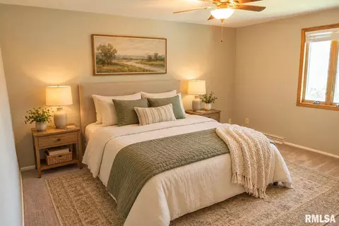 Bedroom - 606 Devonshire Rd, Washington, IL 61571 photo 5 of 5