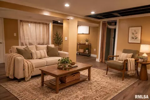 Other - 606 Devonshire Rd, Washington, IL 61571 photo 3 of 7