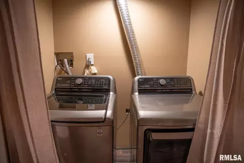 Other - 606 Devonshire Rd, Washington, IL 61571 photo 4 of 7