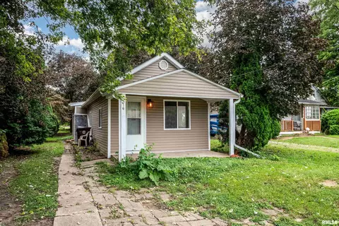 316 E Sheen St, East Peoria, IL 61611