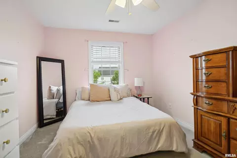 Bedroom - 4009 W Fall Leaf Ct, Dunlap, IL 61525 photo 5 of 7