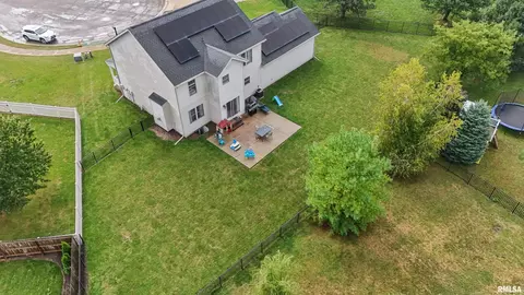View/Area - 4009 W Fall Leaf Ct, Dunlap, IL 61525 photo 1 of 4