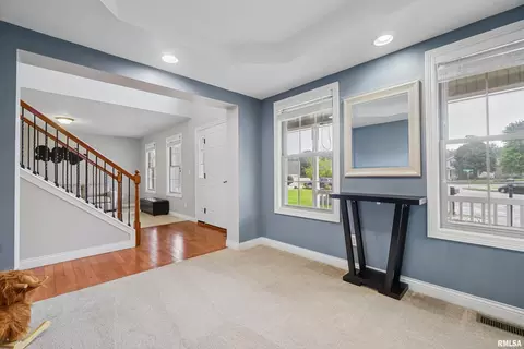 Entry Way - 4009 W Fall Leaf Ct, Dunlap, IL 61525 photo 1 of 1