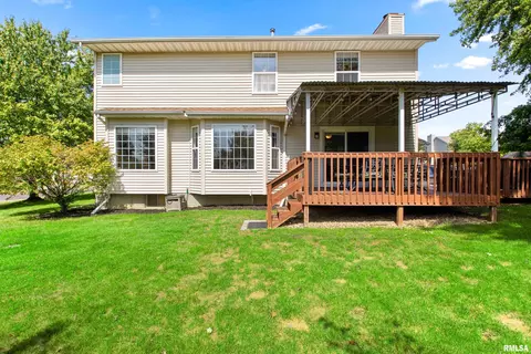 Exterior - 2418 W Chase Dr, Dunlap, IL 61525 photo 3 of 13