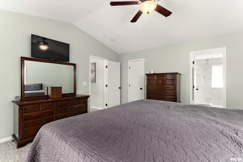 Bedroom - 2418 W Chase Dr, Dunlap, IL 61525 photo 2 of 8