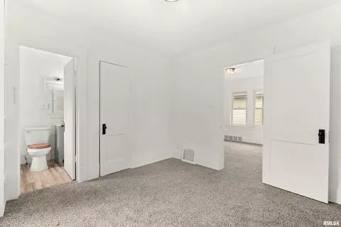 Bedroom - 1013 E Willcox Ave, Peoria, IL 61603 photo 3 of 6