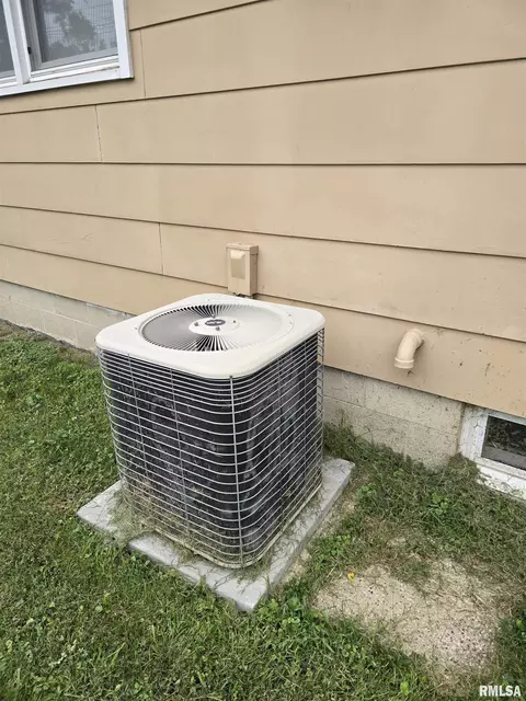 Other - 1246 E Ash St, Canton, IL 61520 photo 18 of 18