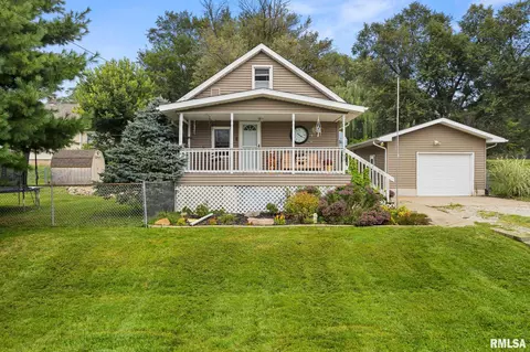 103 Florence Ave, East Peoria, IL 61611