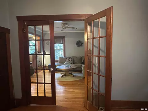 Entry Way - 1920 Edith St, Murphysboro, IL 62966 photo 1 of 2
