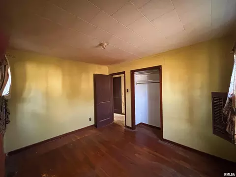 5 Orchard Dr, Herrin, IL 62948 photo 4