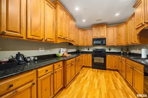 Kitchen - 114 Eagle Rdg, Washington, IL 61571 photo 1 of 3