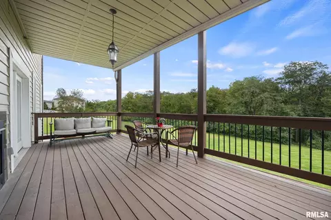 Exterior - 114 Eagle Rdg, Washington, IL 61571 photo 2 of 9