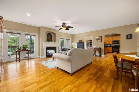 Living - 114 Eagle Rdg, Washington, IL 61571 photo 1 of 4