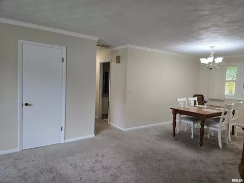 Other - 216 Gettysburg Dr, Canton, IL 61520 photo 2 of 11