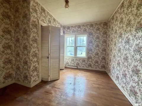Bedroom - 1104 Taylor St, Eldorado, IL 62930 photo 1 of 1