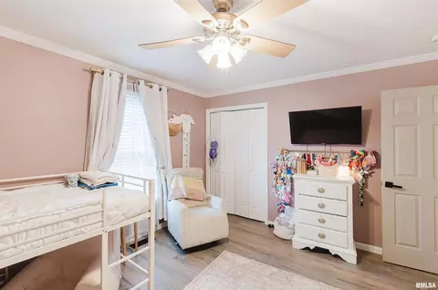 Bedroom - 805 E Marshall St, Marion, IL 62959 photo 5 of 5