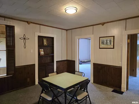 Dining - 543 Custer Pl, Canton, IL 61520 photo 2 of 4