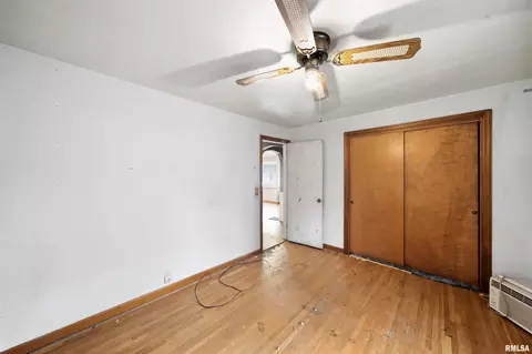 Bedroom - 708 S Main St, Morton, IL 61550 photo 7 of 12